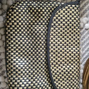 Susan Gail black&gold basket weave vintage purse